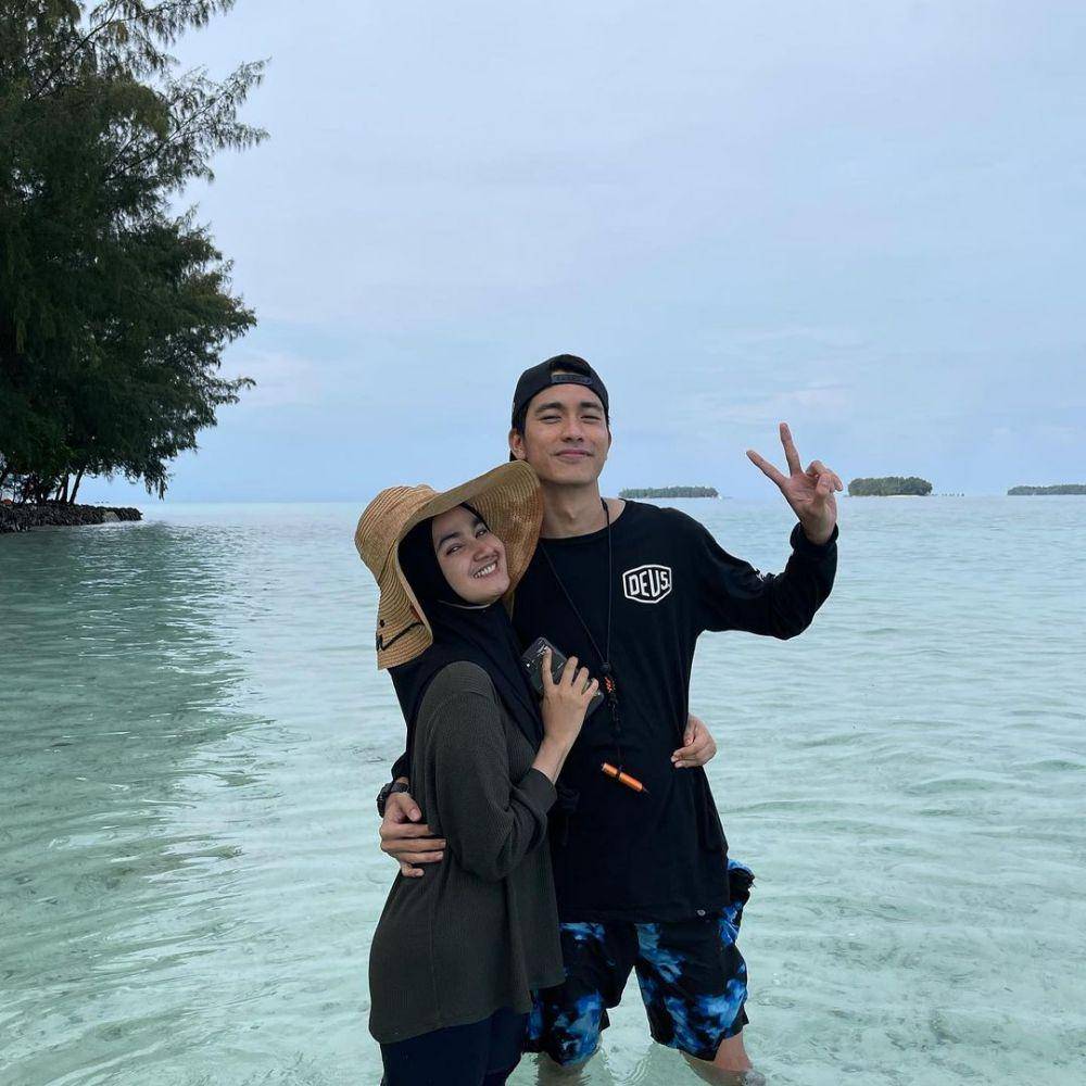 potret kemesraan Evan Marvino dan istri (instagram.com/evanmarvino)