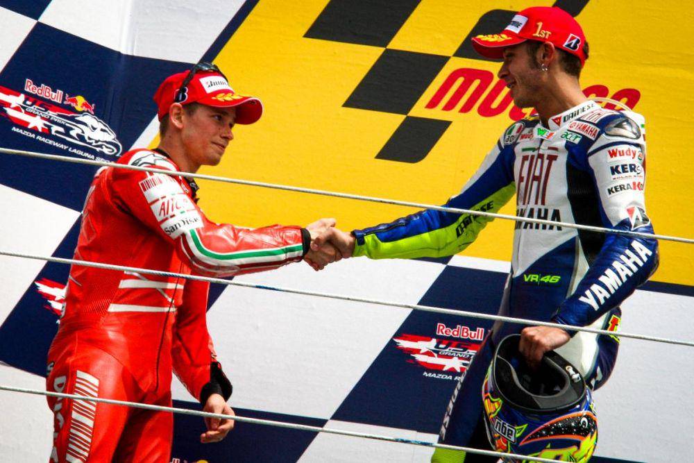 Casey Stoner dan Valentino Rossi (motogp.com)
