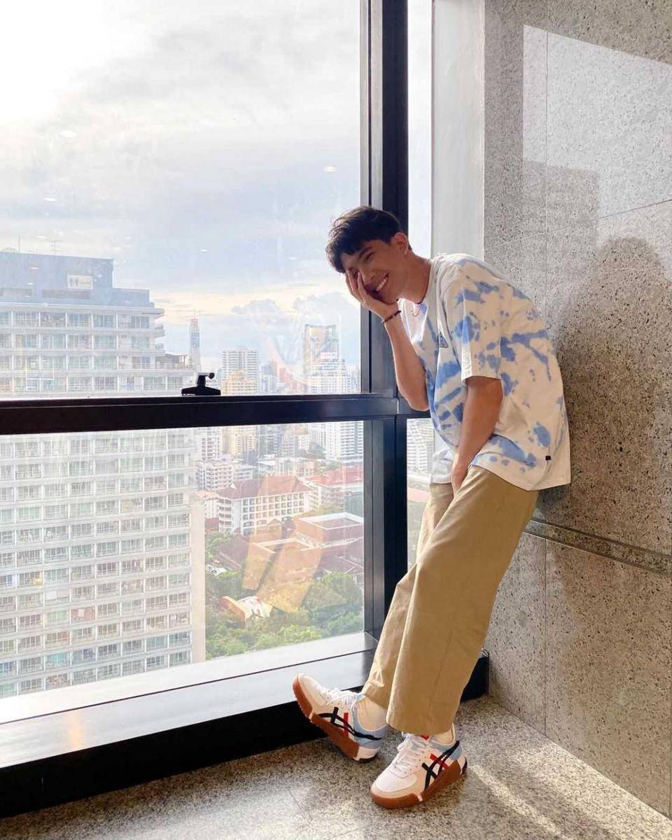Baggy clothes Khaotung Thanawat (instagtam.com/khaotungg)