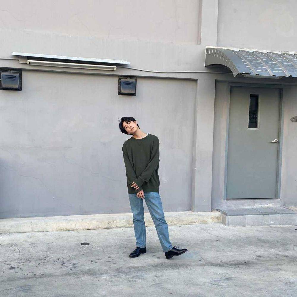 Baggy clothes Khaotung Thanawat (instagtam.com/khaotungg)