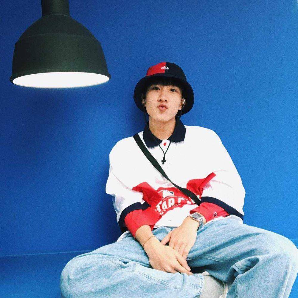 Baggy clothes Khaotung Thanawat (instagtam.com/khaotungg)