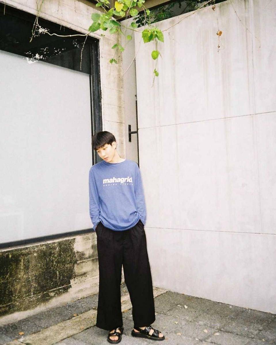 Baggy clothes Khaotung Thanawat (instagtam.com/khaotungg)