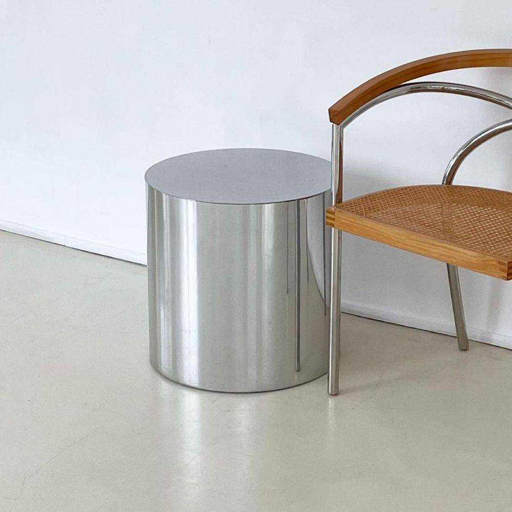 chrome side table table (instagram.com/homeunion)