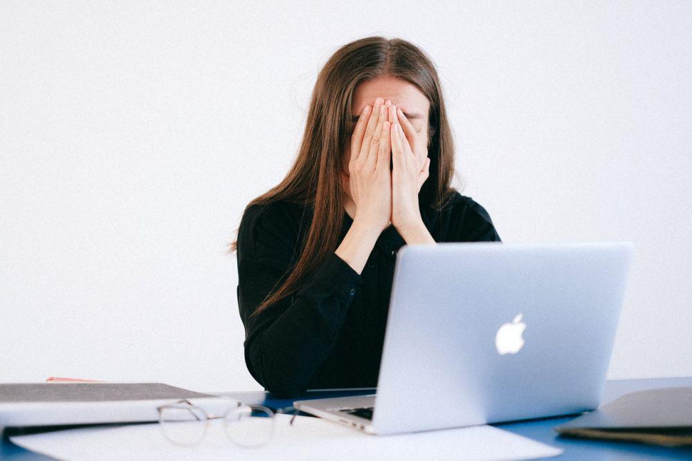 5 Tanda Kamu sedang Mengalami Writer's Block, Susah Dapat Ide?