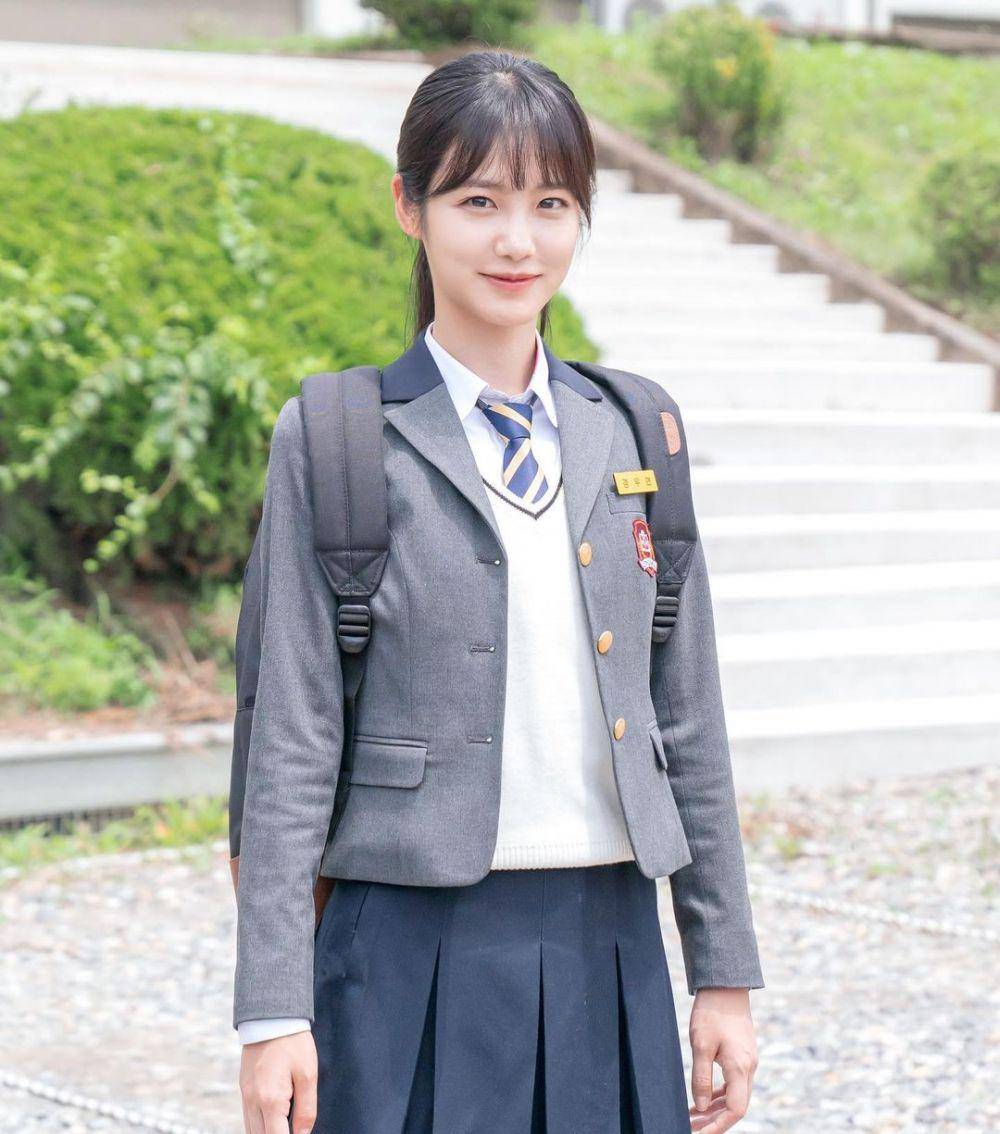 Shin Ye Eun (instagram.com/__shinyeeun)