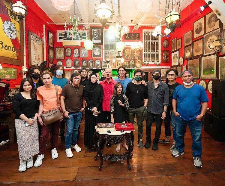 Keluarga Ahmad Dhani (Instagram.com/ahmaddhaniofficial)