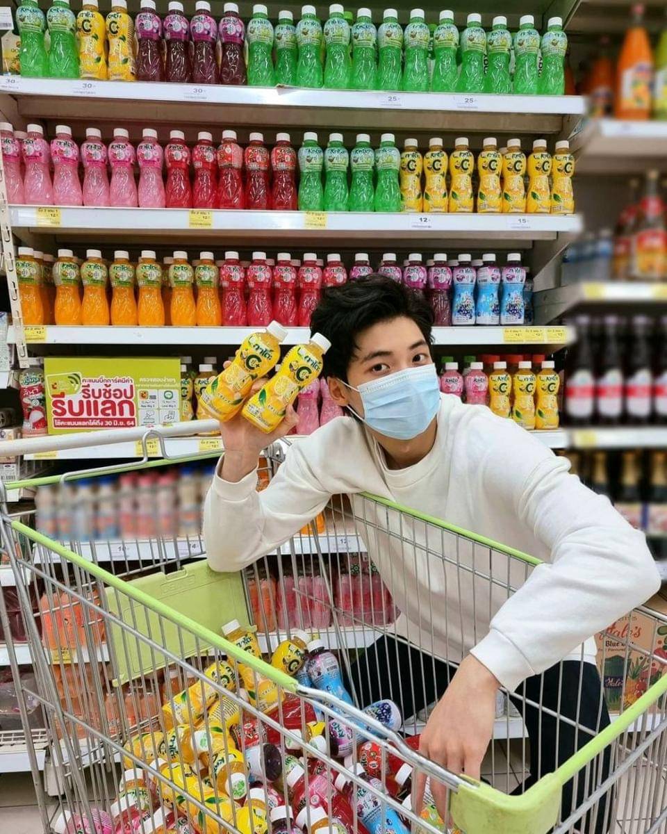 potret Pond Ponlawit (instagram.com/pondponlawit)