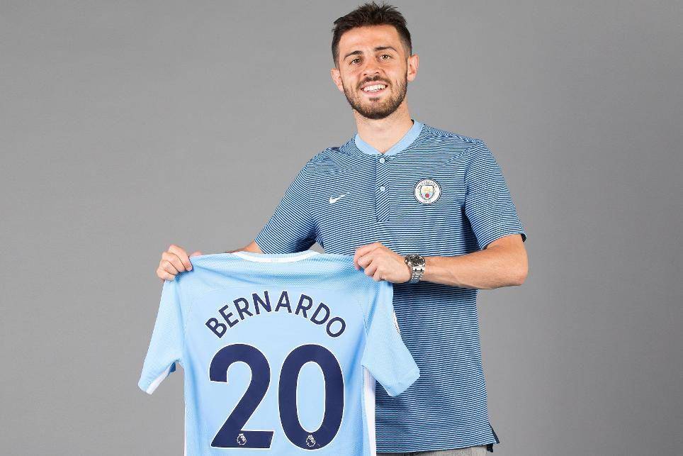 Bernardo Silva merupakan pemain Manchester City asal Portugal. (premierleague.com)