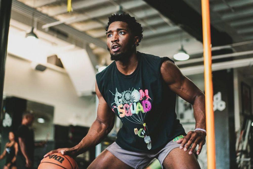 10 Potret Donovan Mitchell, Shooting Guard Atletis Utah Jazz