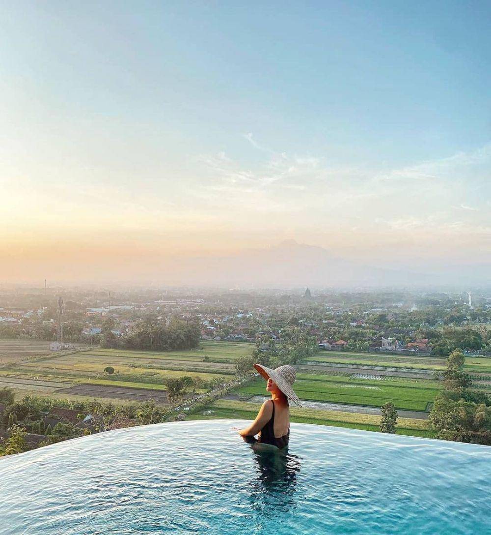 Suwatu Villa (instagram.com/suwatuvilla)