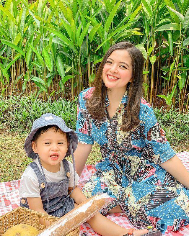 potret Tasya Kamila dan putra tunggalnya (instagram.com/tasyakamila)