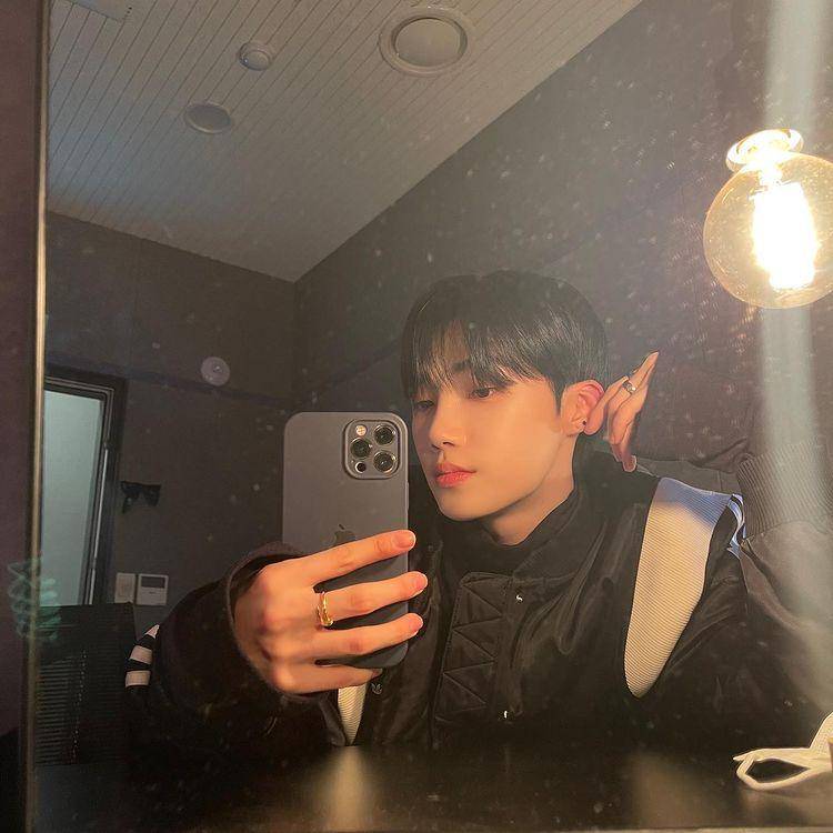 potret New The Boyz (instagram.com/official_theboyz)