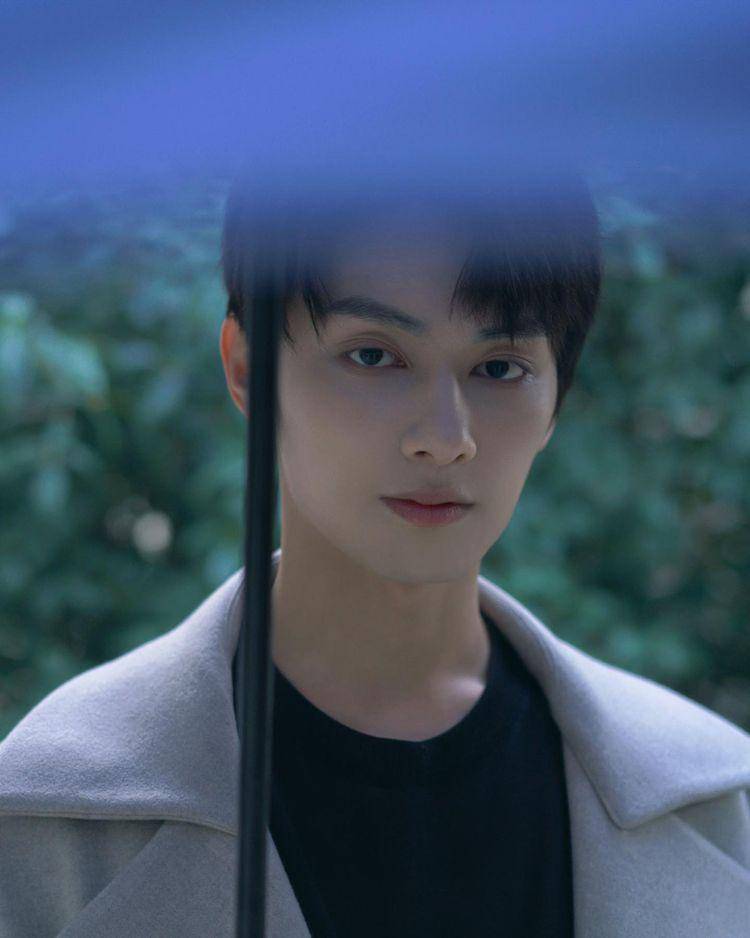 potret Jun SEVENTEEN (instagram.com/junhui_moon)