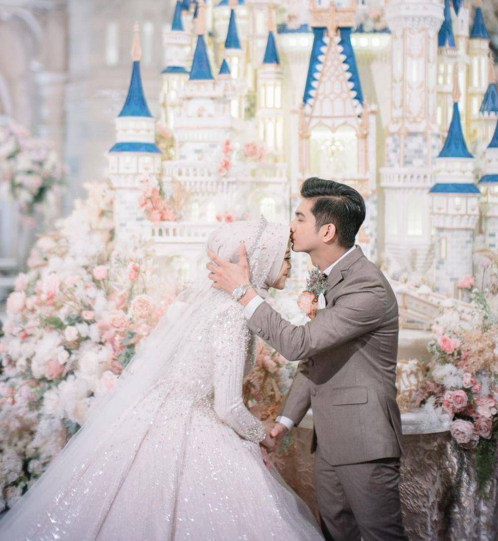 satu bulan pernikahan Ricis-Ryan (Instagram.com/riaricis1795)