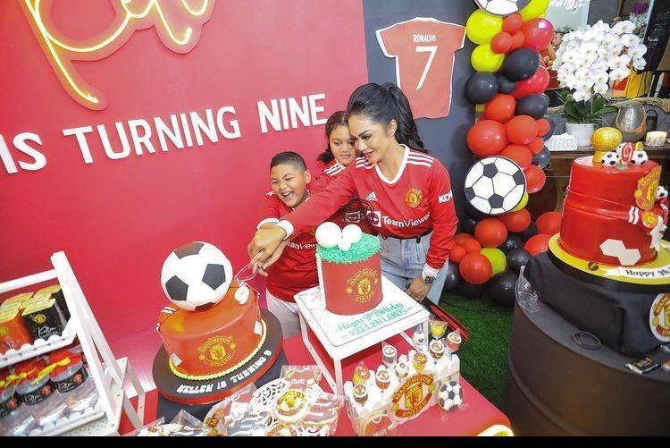 Ulang tahun Kellen Lemos (instagram.com/atanlemosphotowork)