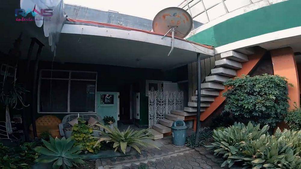 potret rumah nenek Raffi Ahmad (youtube/RANS Entertainment)