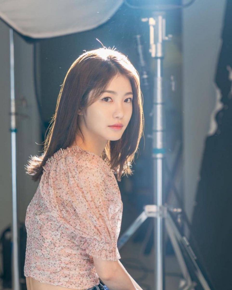 Shin Ye Eun (instagram.com/__shinyeeun)