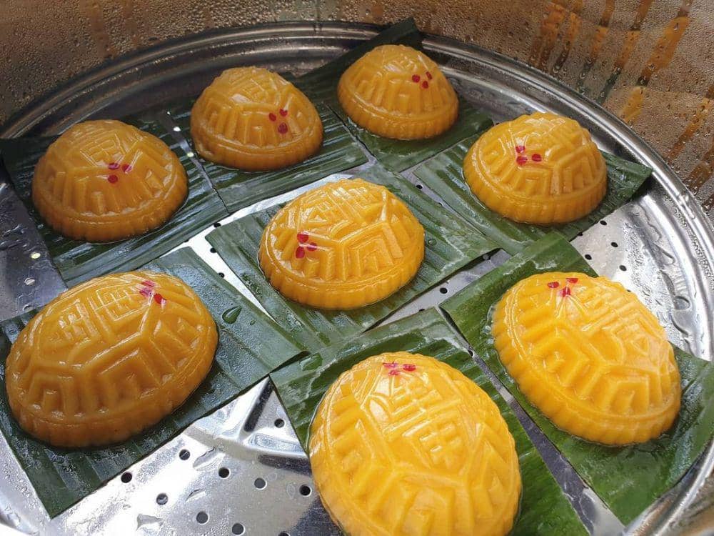 ilustrasi mengukus kue ku (instagram.com/alan_travellingfoodies)