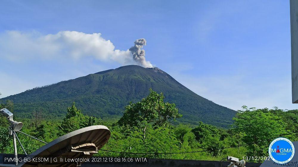 Gunung Api Ili Lewotolok di NTT Erupsi, Abu Mencapai 600 Meter