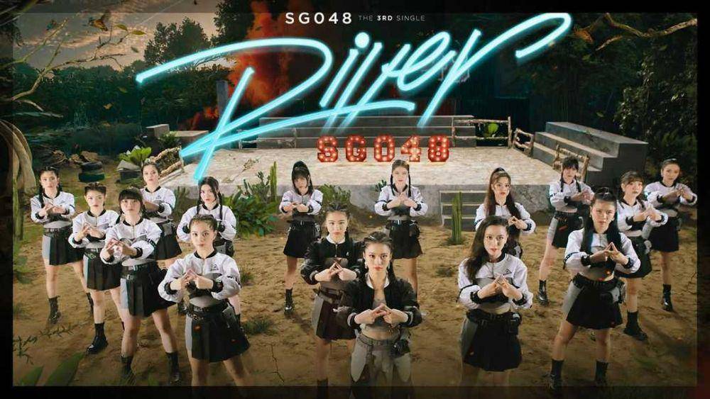 member SGO48 (instagram.com/official_sgo48)