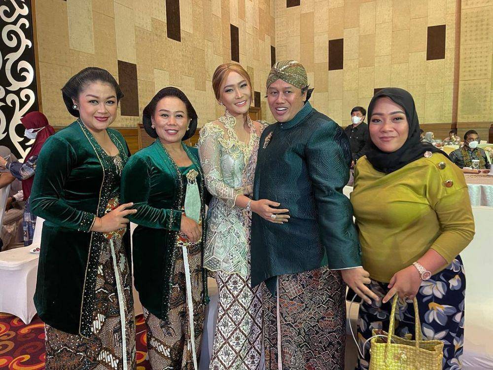 Inul Daratista di pernikahan Danang DA (instagram.com/inul.d)