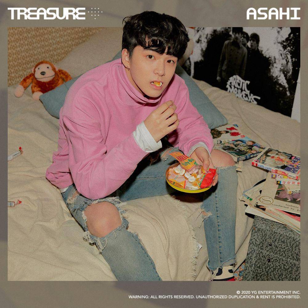 Asahi TREASURE (dok. YG Entertainment)