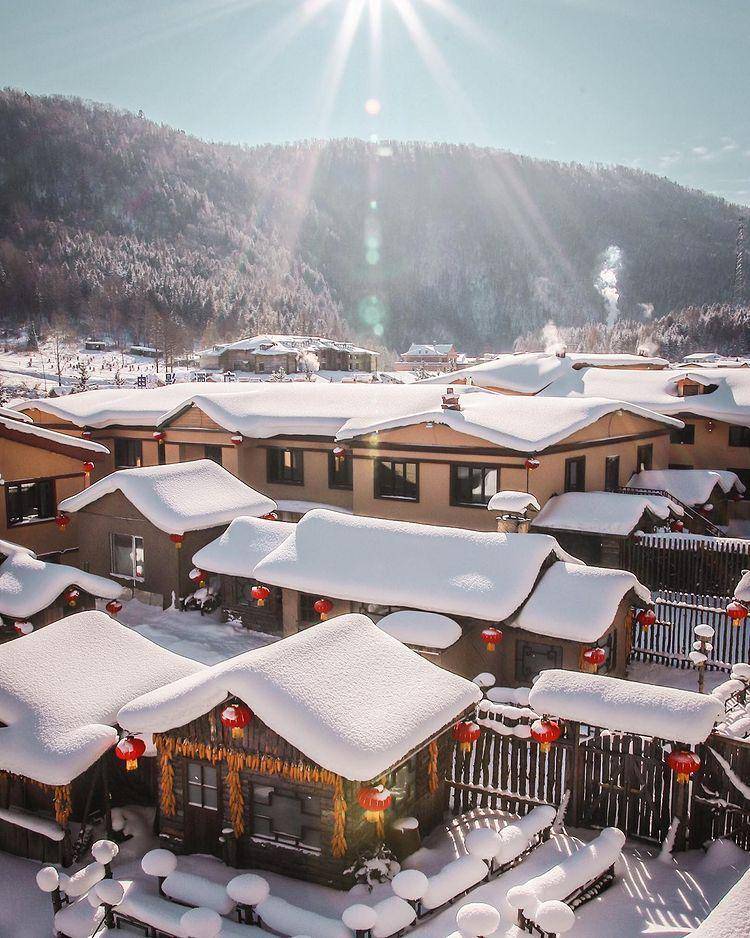 China Snow Town (instagram.com/youaaaaandme)