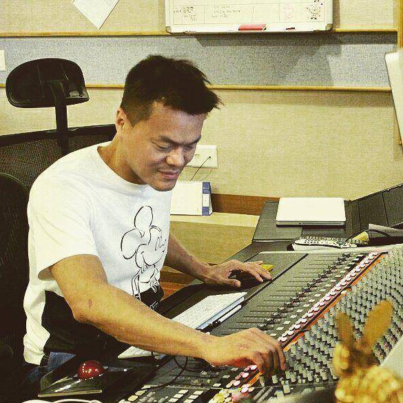 Park Jin Young (instagram.com/asiansoul_jyp)