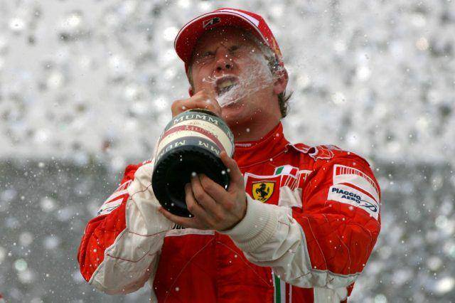 Kimi Raikkonen menjadi juara dunia musim 2007 bersama Ferrari (formula1.com)