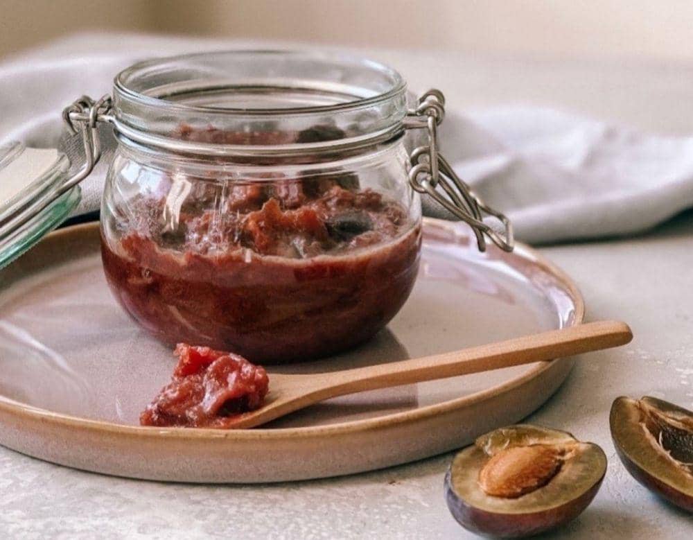 chutney (instagram.com/soulfoodbakery)