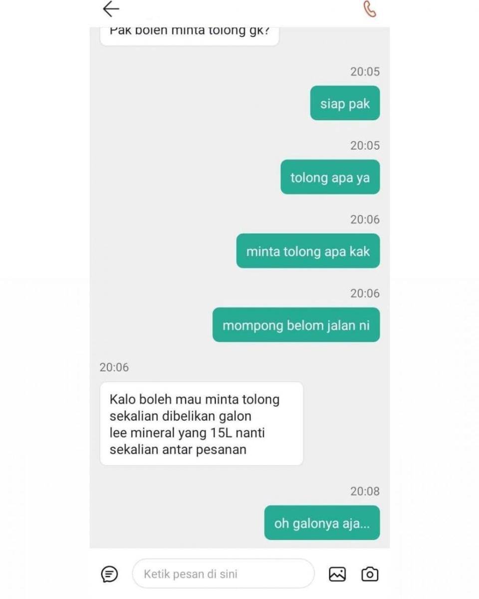 chat ShopeeFood (instagram.com/shopeefood24jam_)