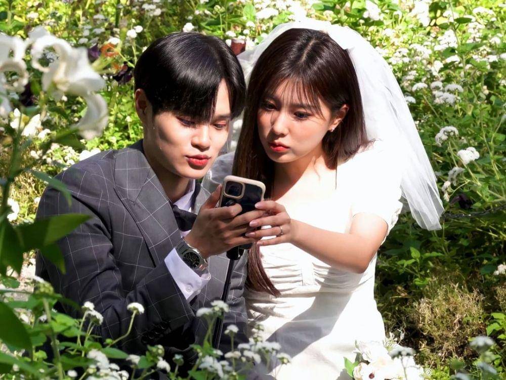 cuplikan adegan We Became A Family (instagram.com/gwangsoonnie)