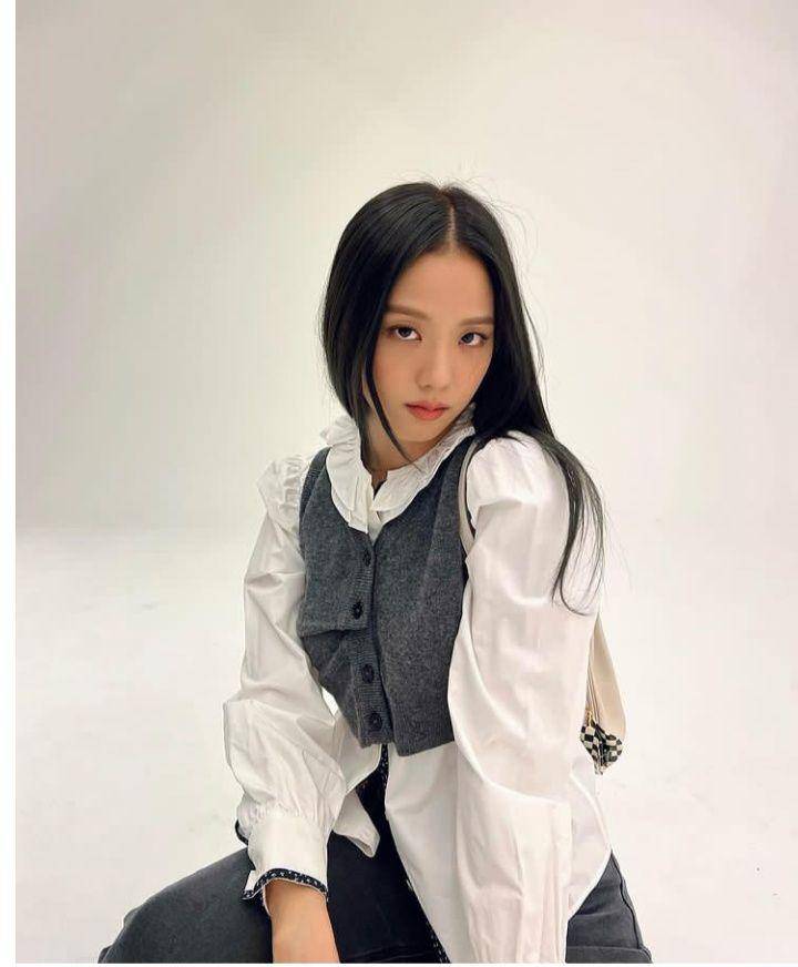 potret Jisoo BLACKPINK (instagram.com/sooyaaa__)