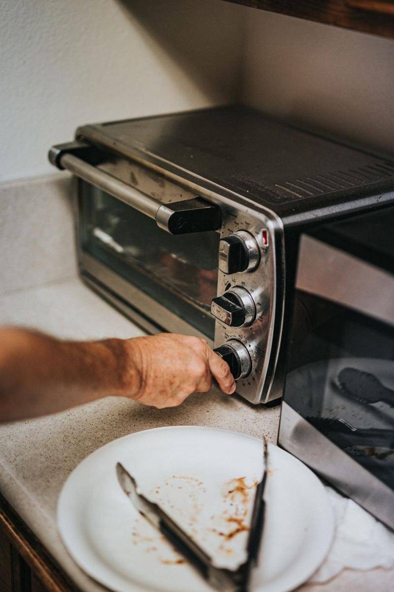 Oven (unsplash.com/donovan_valdivia)