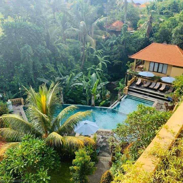 Sri Bungalows (instagram.com/sribungalowsubud)