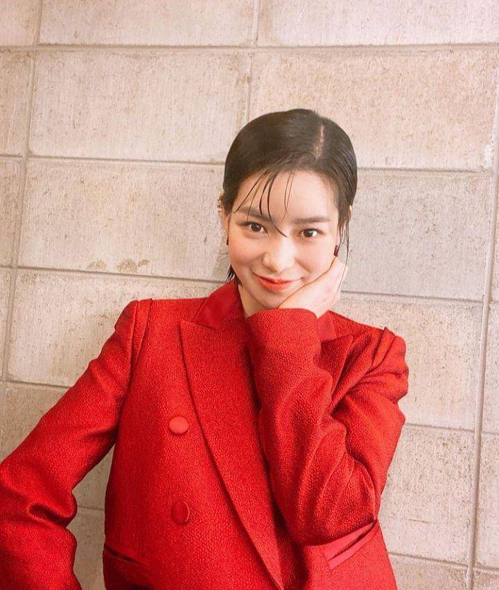 Im Ji Yeon (instagram.com/limjjy2)