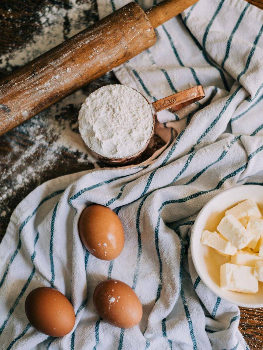 Bahan-bahan (unsplash.com/laurenagray)