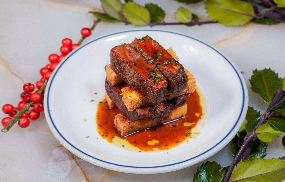 ilustrasi berbagai sajian dari beef tofu (unsplash.com/Sanju M Gurung)