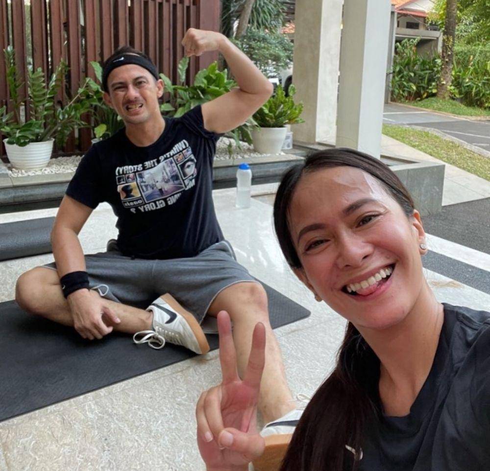 Ersa Mayori bersama suami (instagram.com/ersamayori)