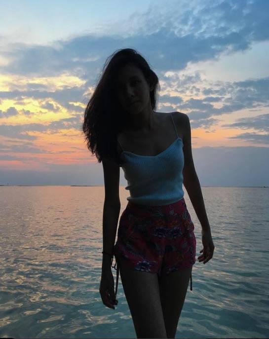 outfit short pants ala Sheinina Cinnamon (instagram.com/shenacinnamon)