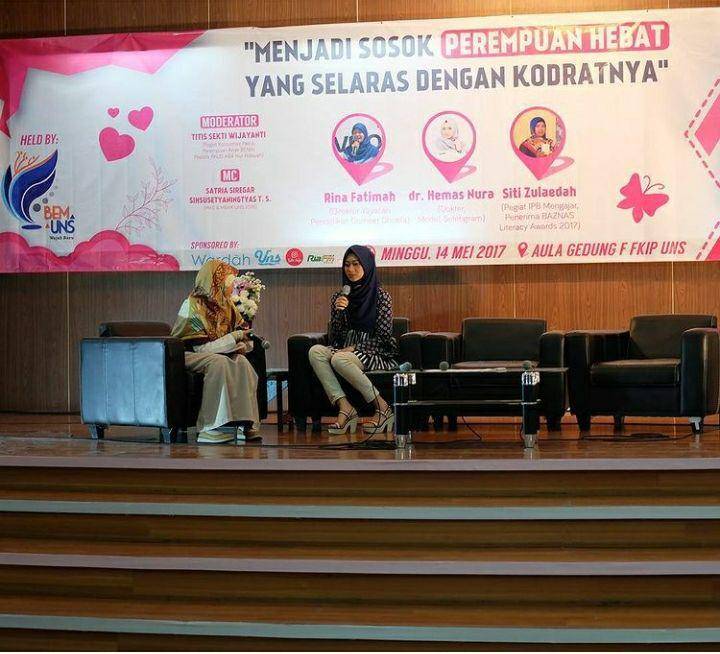 dr. Hemas Nura saat menjadi pembicara pada acara yang diselenggarakan oleh BEM UNS. Instagram.com/hemasnura