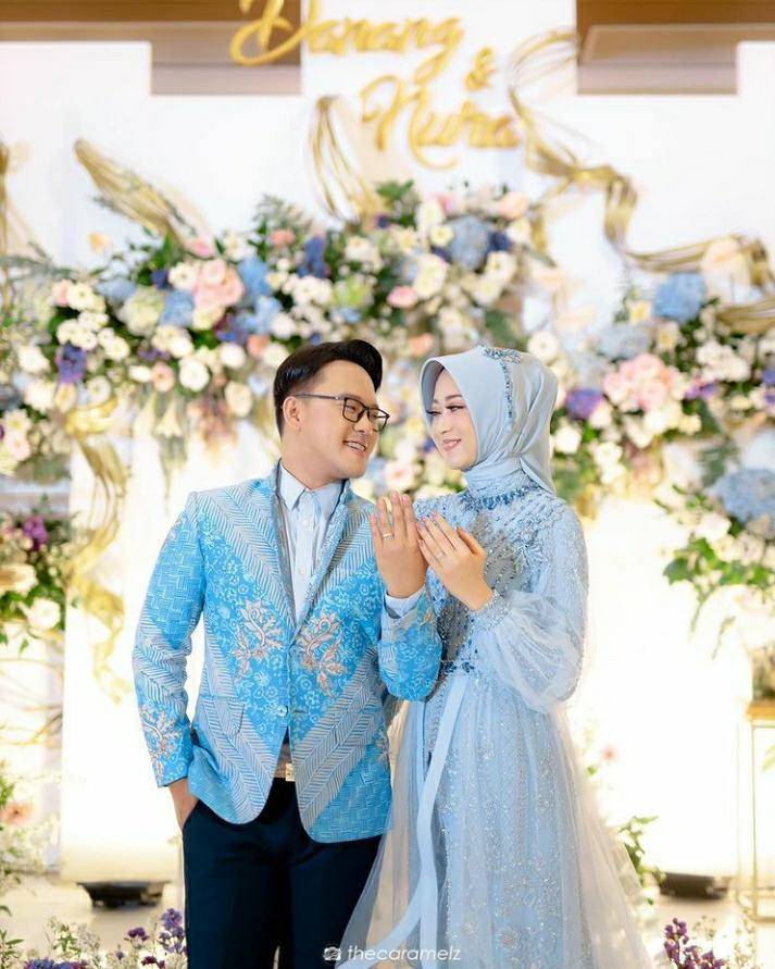 Lamaran Nura dan Danang. Instagram.com/hemasnura