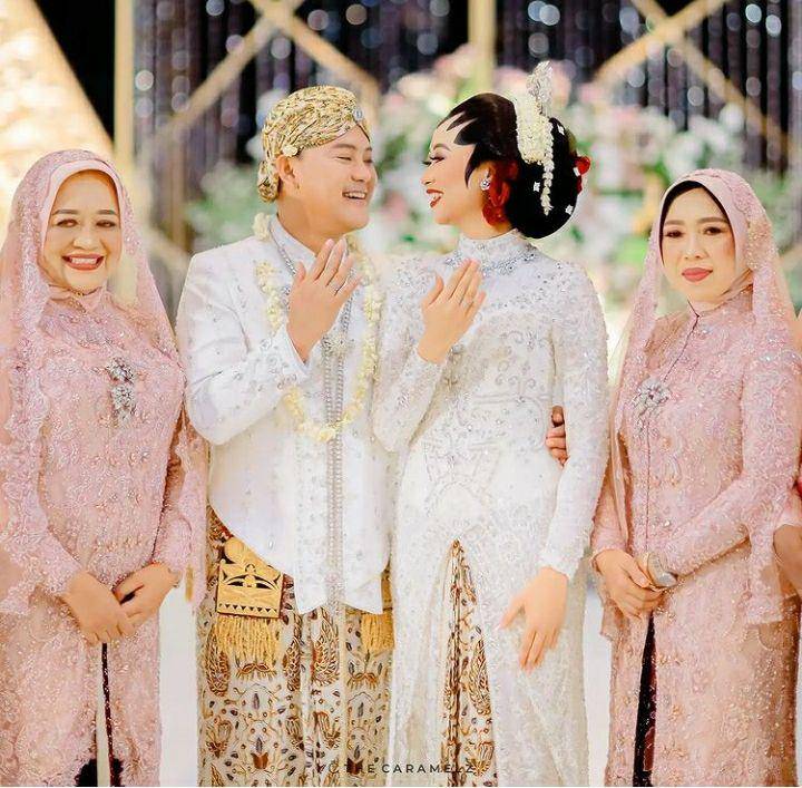 dr. Hemas Nura dan Danang D'Academy selesai akad nikah. Instagram.com/patron_wedding