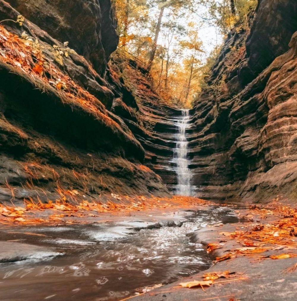 Starved Rock State Park (instagram.com/matthewkleinfilms)
