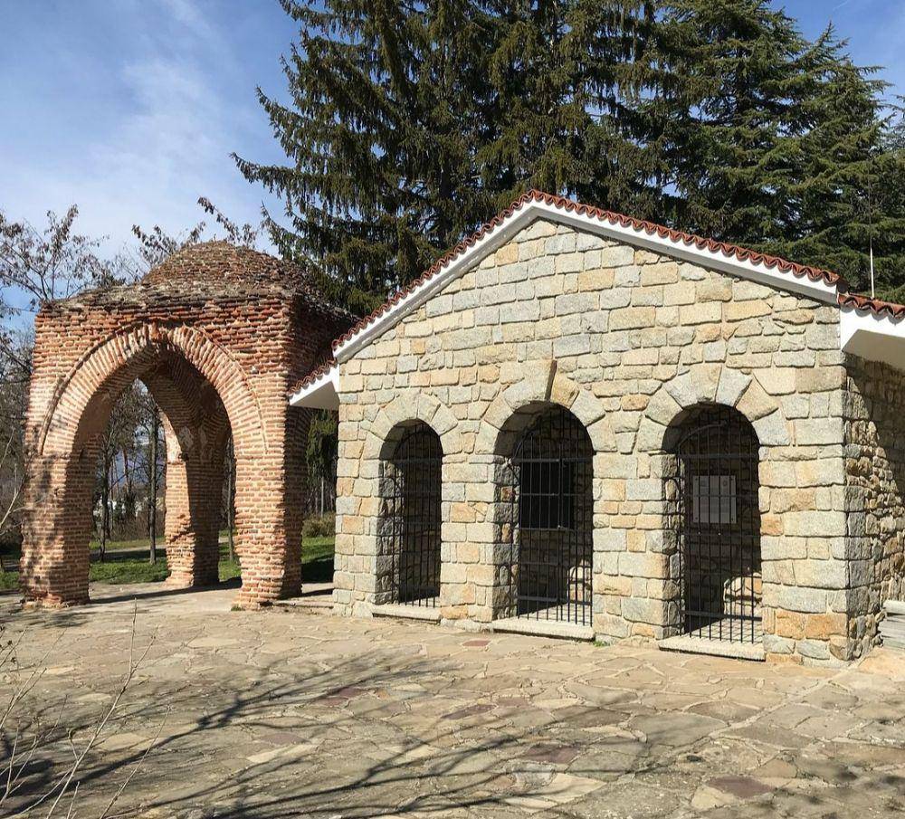 Situs Makam Thracian (instagram.com/misha145)