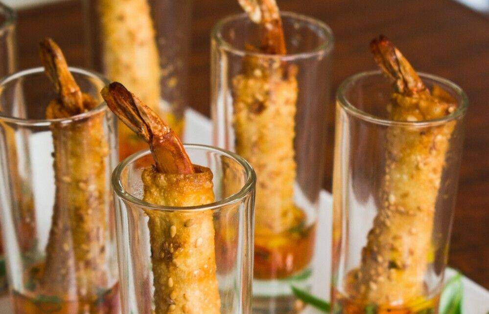 ilustrasi firecracker shrimp (unsplash.com/ABHISHEK HAJARE)