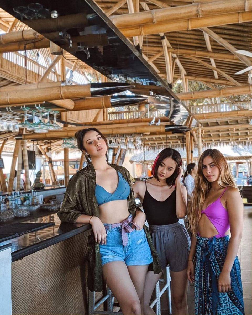 potret Anya Geraldine dan rekan artis (instagram.com/anyageraldine)