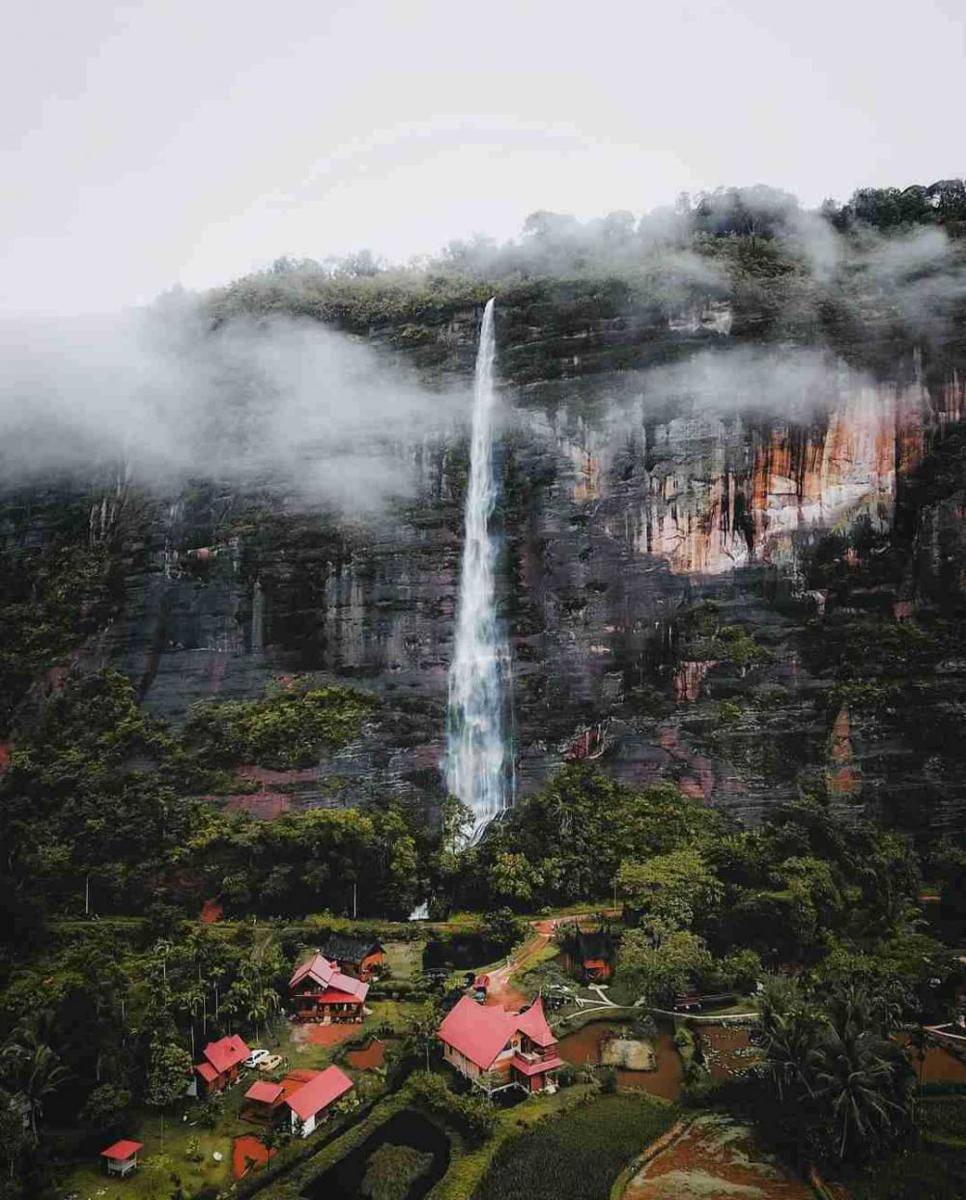 Lembah Harau (instagram.com/kiddrock85)