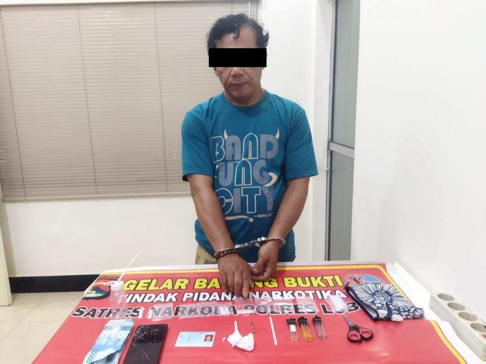 Pengedar di Mataram ini Buang Sabu ke Selokan untuk Kelabui Petugas