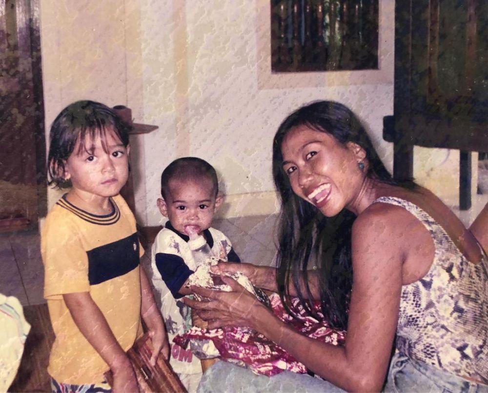 potret masa kecil Laura Theux (instagram.com/laura_theux)